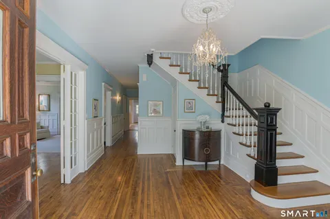 $2,500,000 | 398 Wilton Road West, Ridgefield, CT 06877