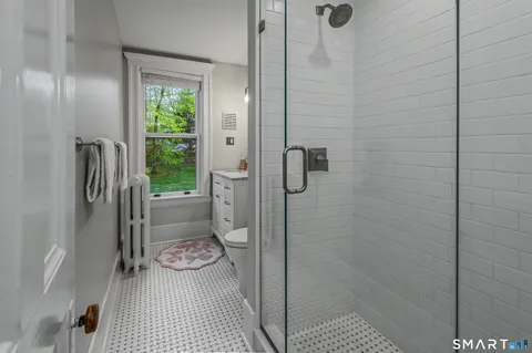 $2,500,000 | 398 Wilton Road West, Ridgefield, CT 06877