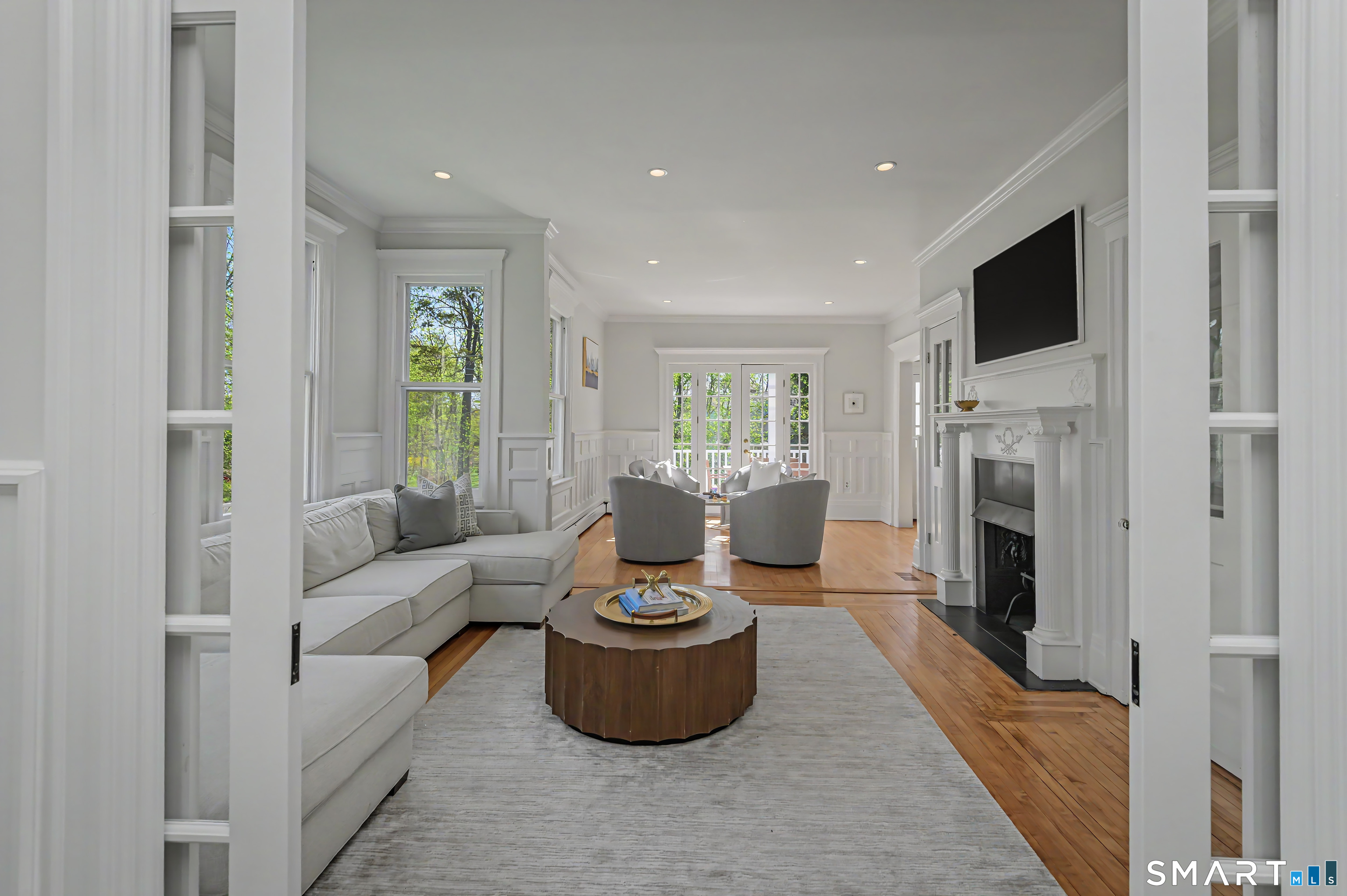 398 Wilton Road West Ridgefield, CT 06877 - Photo 6 of 40