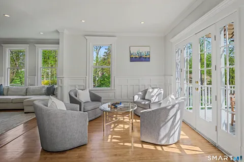 $2,500,000 | 398 Wilton Road West, Ridgefield, CT 06877