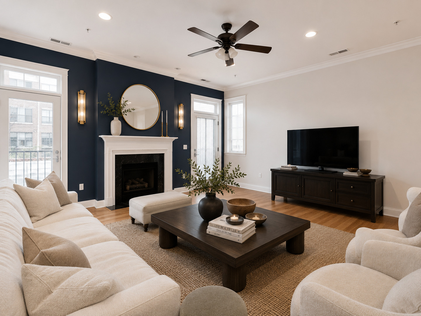1453 West Irving Park Road, Unit 304 Chicago, IL 60613 - Photo 2 of 16