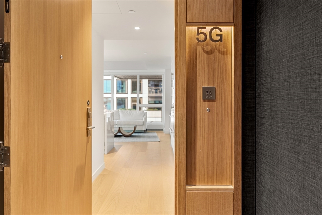 150 Seaport Boulevard, Unit 5G Boston, MA 02210 - Photo 12 of 17