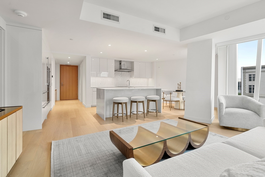 150 Seaport Boulevard, Unit 5G Boston, MA 02210 - Photo 8 of 17