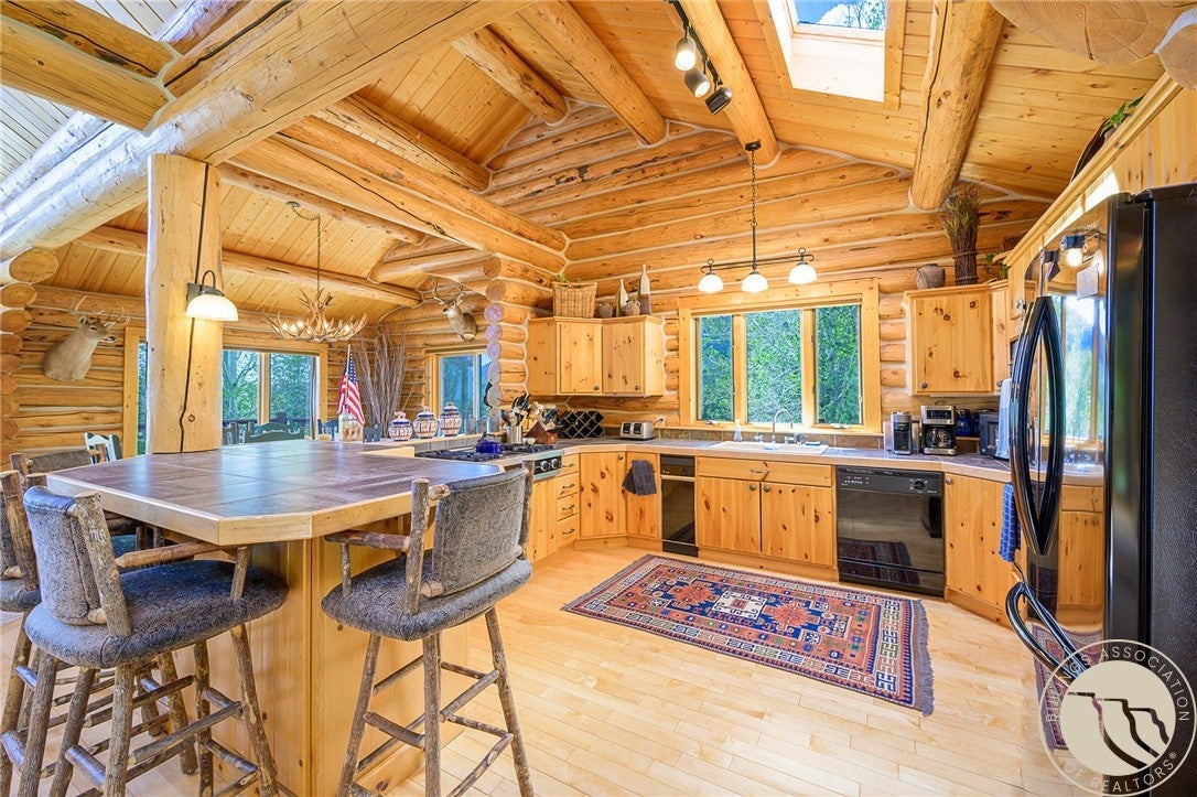 198 Meeteetse Meadows Road Red Lodge, MT 59068 - Photo 5 of 23 Gallery Image 5