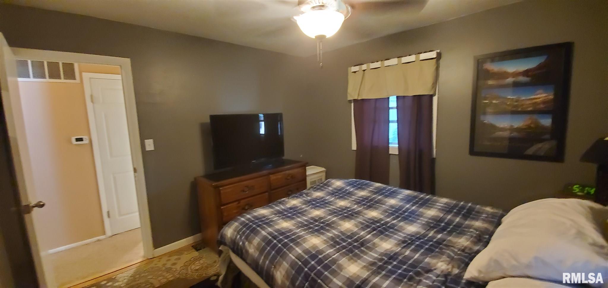 1025 West Centre Street Springfield, IL 62704 - Photo 9 of 18