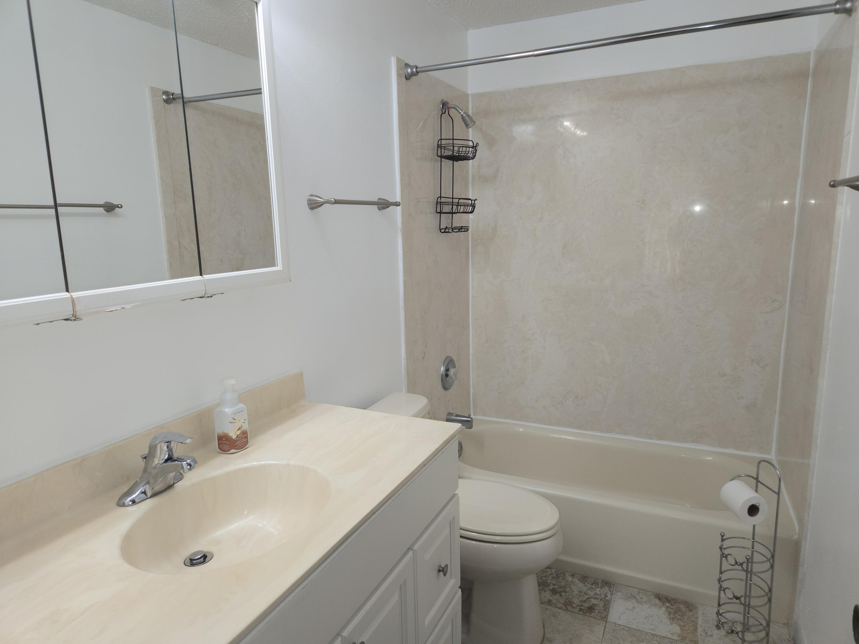 2201 Southwest 28th Street, Unit 50 Okeechobee, FL 34974 - Photo 22 of 33 20260210_102729