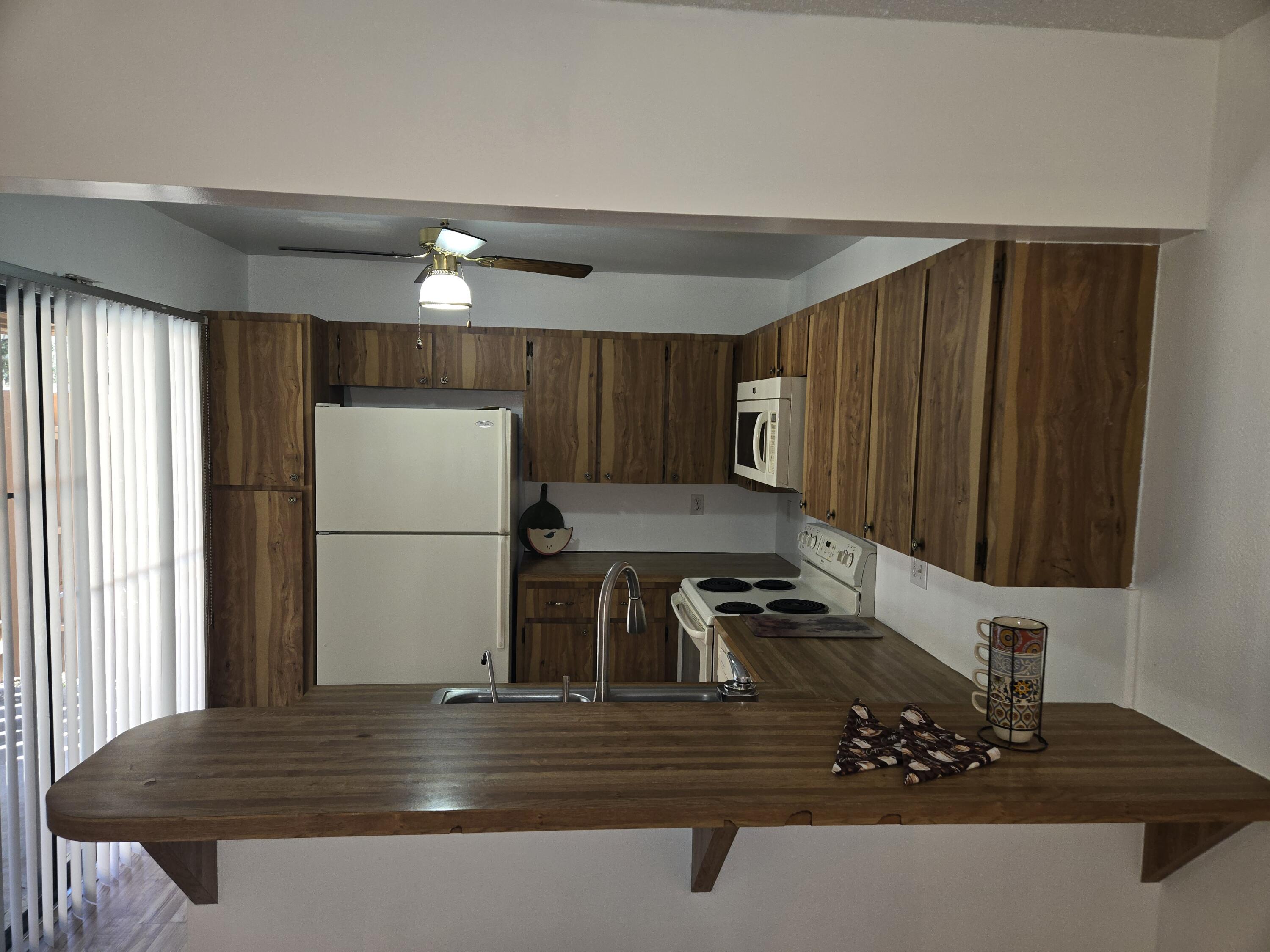 2201 Southwest 28th Street, Unit 50 Okeechobee, FL 34974 - Photo 10 of 33 20260210_102356