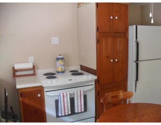 581 Muse-Bishop Road McDonald, PA 15057 - Photo 4 of 9 Kitchen.