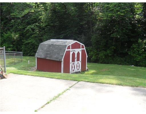 581 Muse-Bishop Road McDonald, PA 15057 - Photo 8 of 9 Exterior Back.