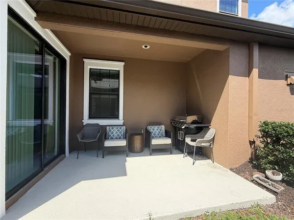 $370,000 | 5824 Circa Fishhawk Boulevard, Lithia, FL 33547