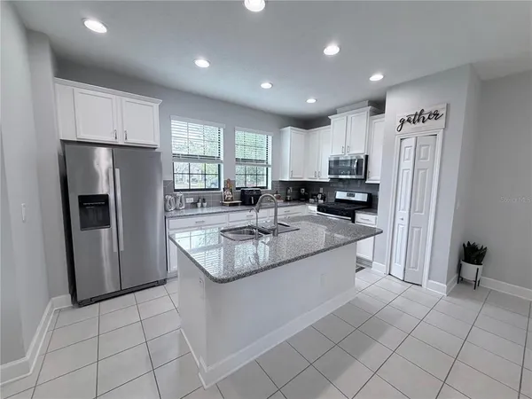 $370,000 | 5824 Circa Fishhawk Boulevard, Lithia, FL 33547