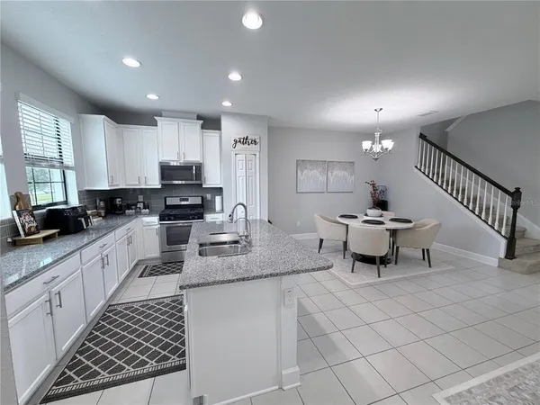 $370,000 | 5824 Circa Fishhawk Boulevard, Lithia, FL 33547