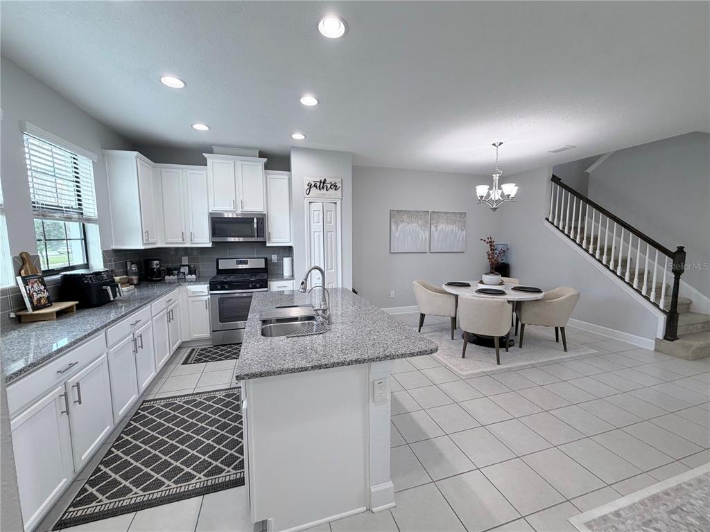 5824 Circa Fishhawk Boulevard Lithia, FL 33547 - Photo 5 of 34