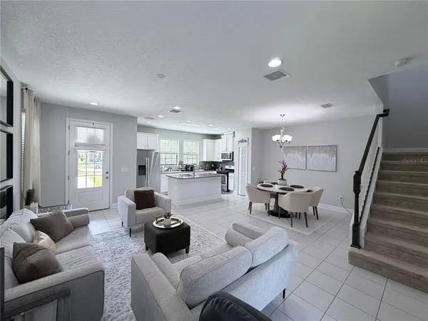 $370,000 | 5824 Circa Fishhawk Boulevard, Lithia, FL 33547