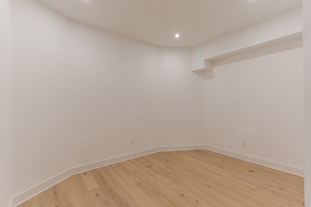 177 Thorndike Street, Unit 1 Brookline, MA 02446 - Photo 36 of 42