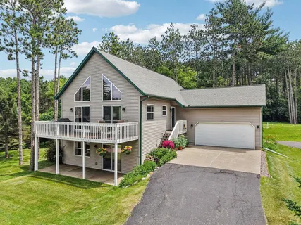 $424,900 | N6106 Fox Glen Road, Portage, WI 53901