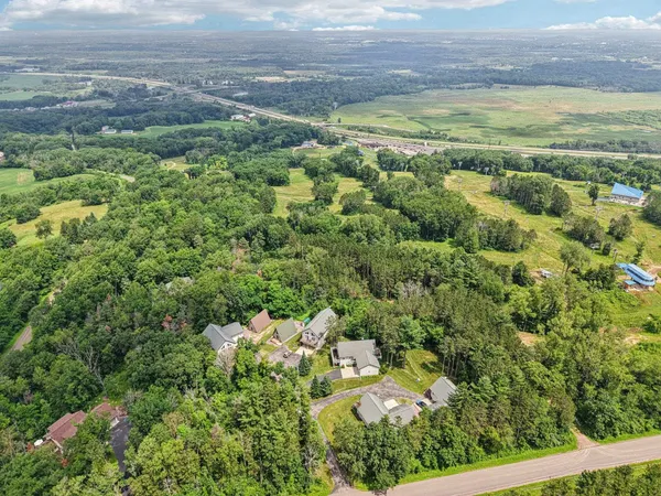 $399,900 | N6106 Fox Glen Road, Portage, WI 53901