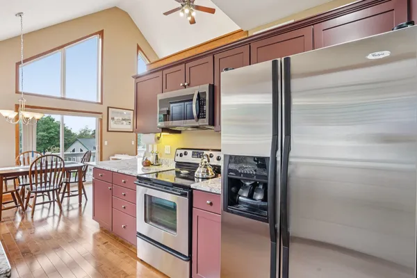 $399,900 | N6106 Fox Glen Road, Portage, WI 53901