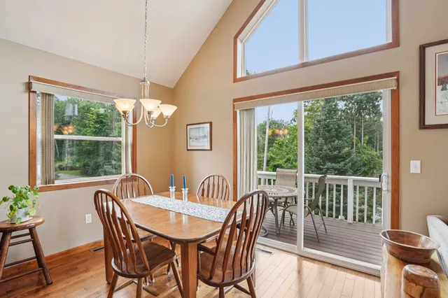 $424,900 | N6106 Fox Glen Road, Portage, WI 53901