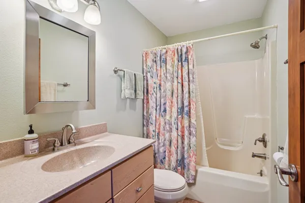 $399,900 | N6106 Fox Glen Road, Portage, WI 53901