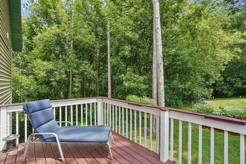 $424,900 | N6106 Fox Glen Road, Portage, WI 53901