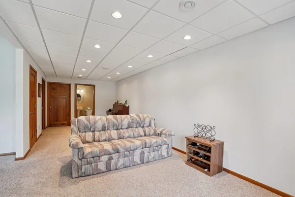 $399,900 | N6106 Fox Glen Road, Portage, WI 53901