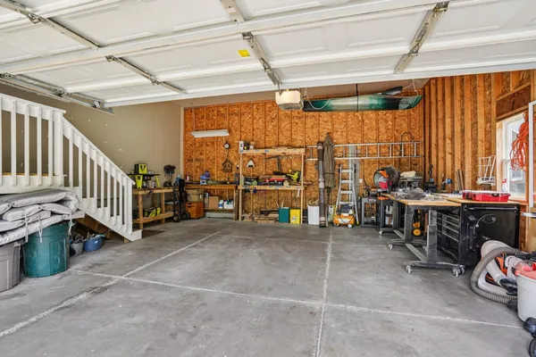 $399,900 | N6106 Fox Glen Road, Portage, WI 53901