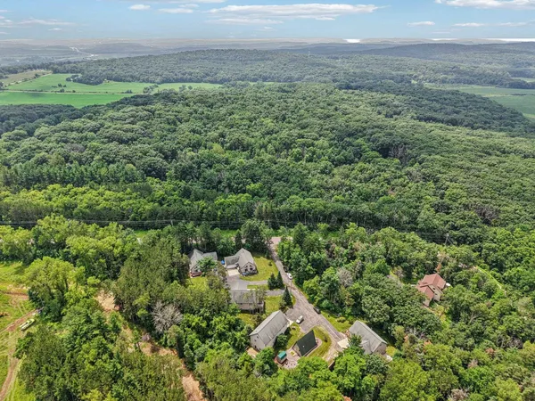 $399,900 | N6106 Fox Glen Road, Portage, WI 53901