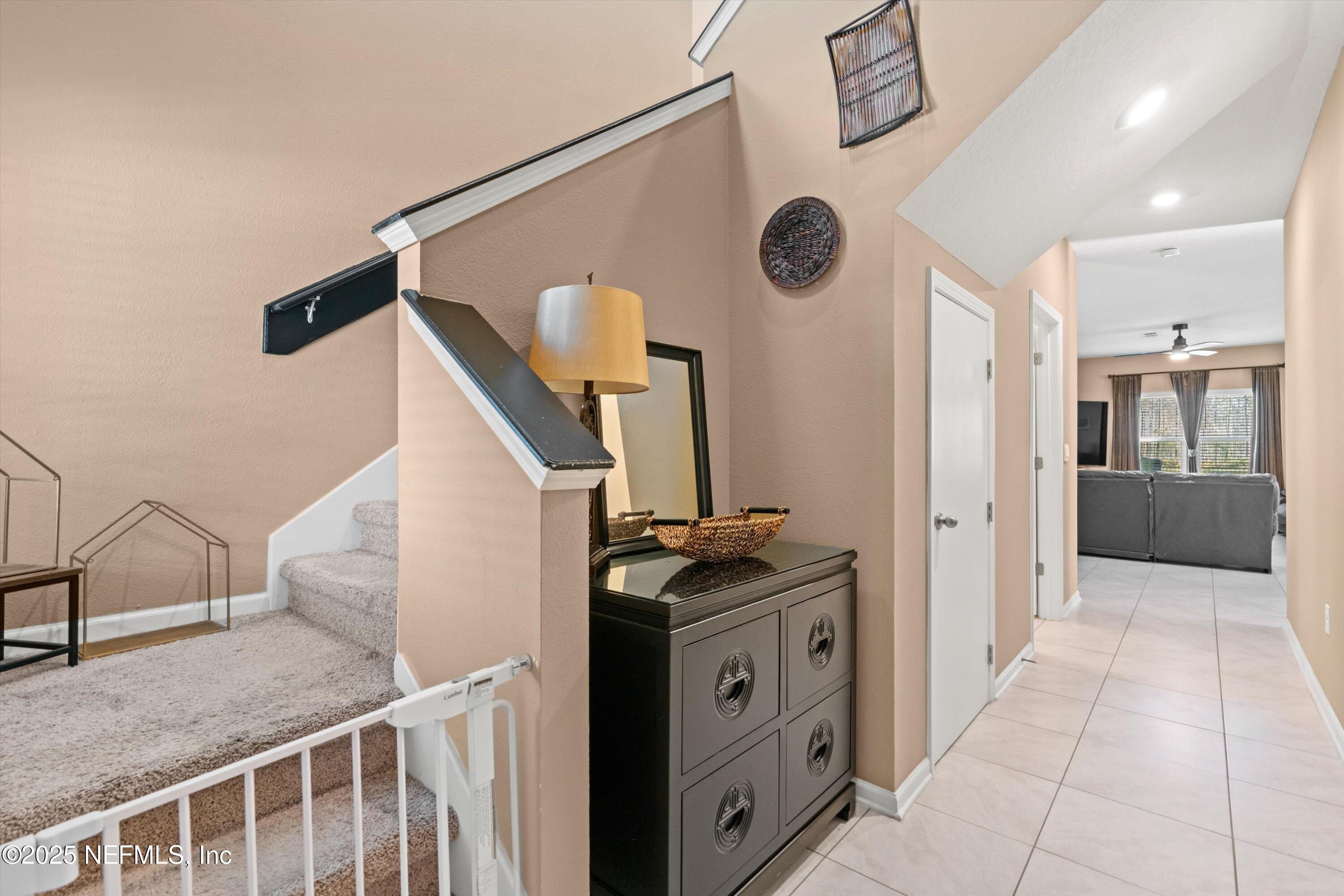 86277 Mainline Road Yulee, FL 32097 - Photo 13 of 32 07-Foyer