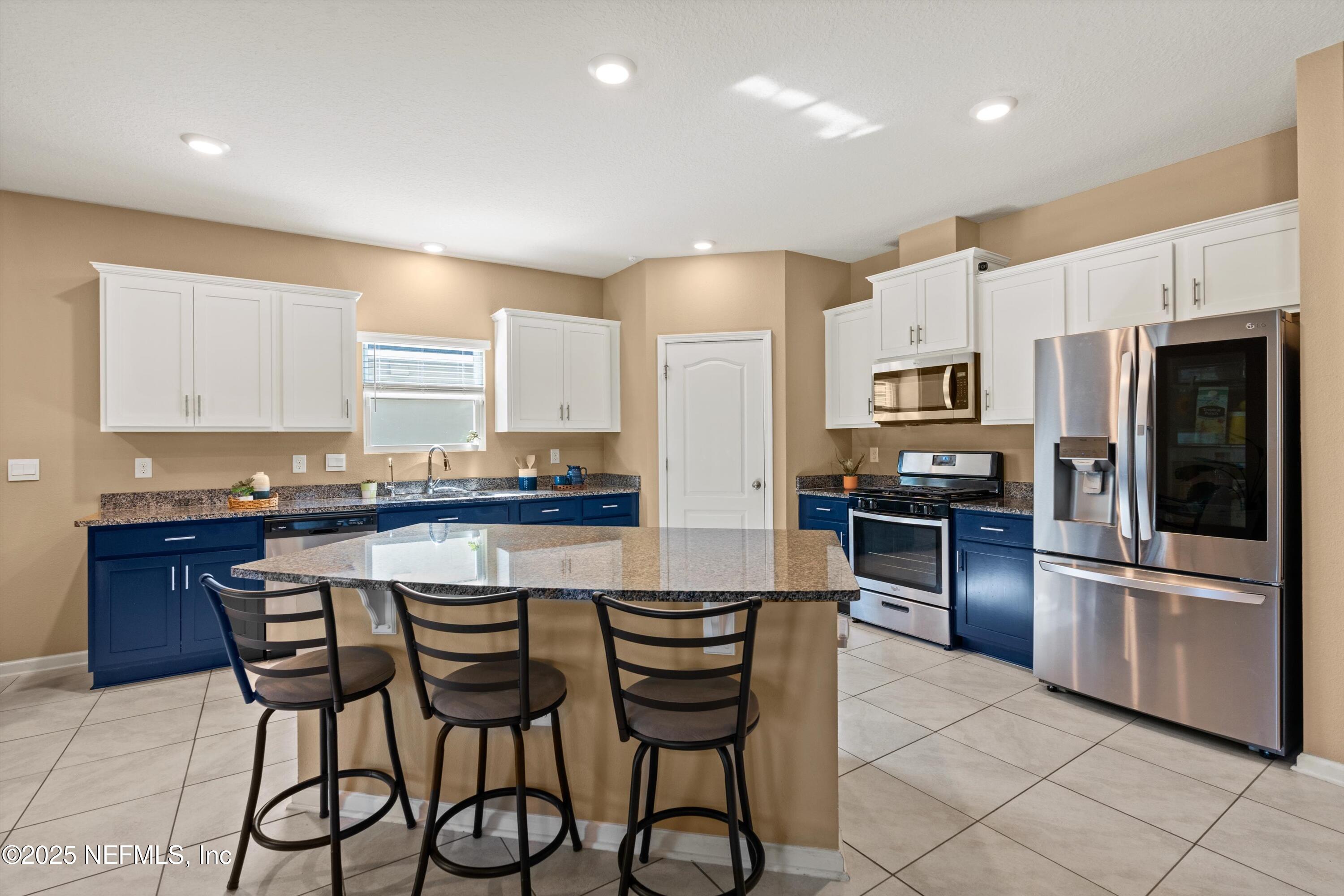 12-Kitchen