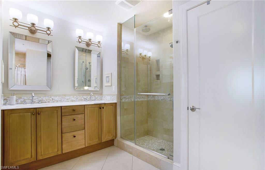 9123 Strada Place, Unit 7307 Naples, FL 34108 - Photo 4 of 6