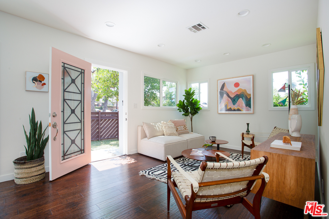 1001 North Rampart Boulevard Los Angeles, CA 90026 - Photo 11 of 27