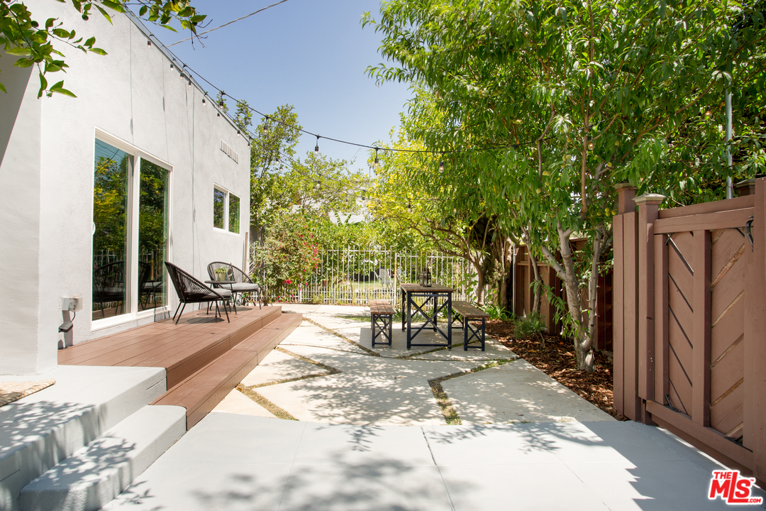 1001 North Rampart Boulevard Los Angeles, CA 90026 - Photo 23 of 27