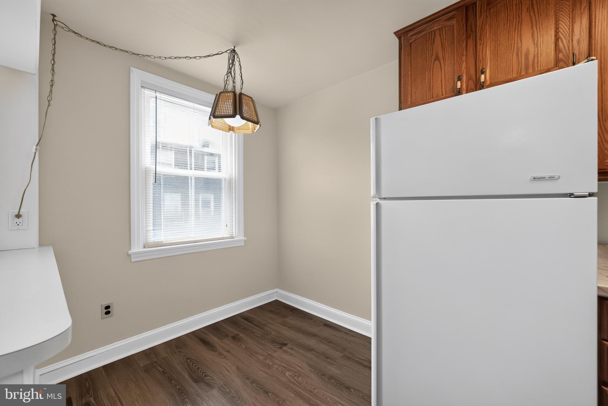 256 Cambridge Road Clifton Heights, PA 19018 - Photo 17 of 30 Bright and inviting kitchen corner.