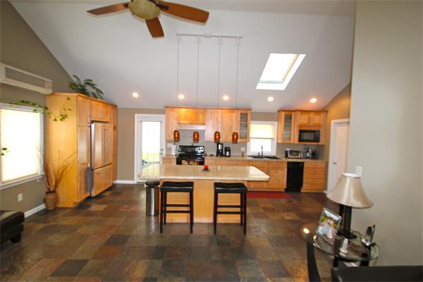 13 Oakland Road North Reading, MA 01864 - Photo 3 of 20 Gallery Image 3