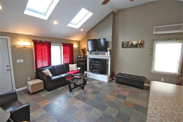 13 Oakland Road North Reading, MA 01864 - Photo 8 of 20 Gallery Image 8
