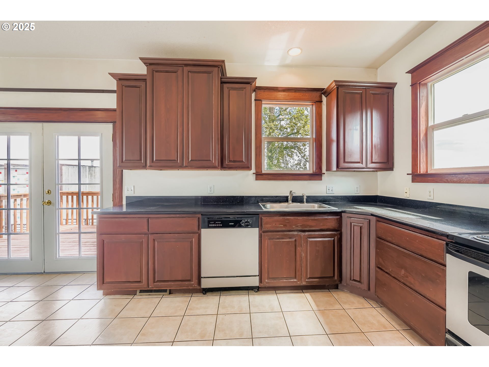 4606 South Corbett Avenue Portland, OR 97239 - Photo 11 of 40