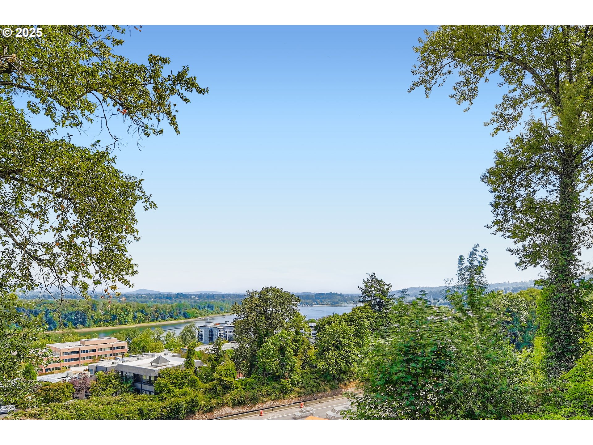 4606 South Corbett Avenue Portland, OR 97239 - Photo 27 of 40