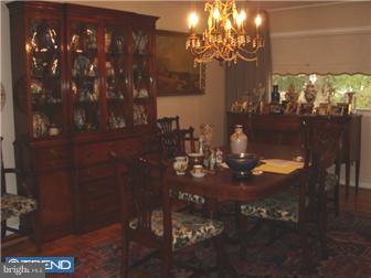 9223 Burbank Road Philadelphia, PA 19115 - Photo 7 of 12 Gallery Image 7