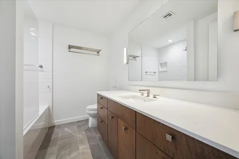 $399,000 | 2200 Willowick Road, Unit 11C, Houston, TX 77027