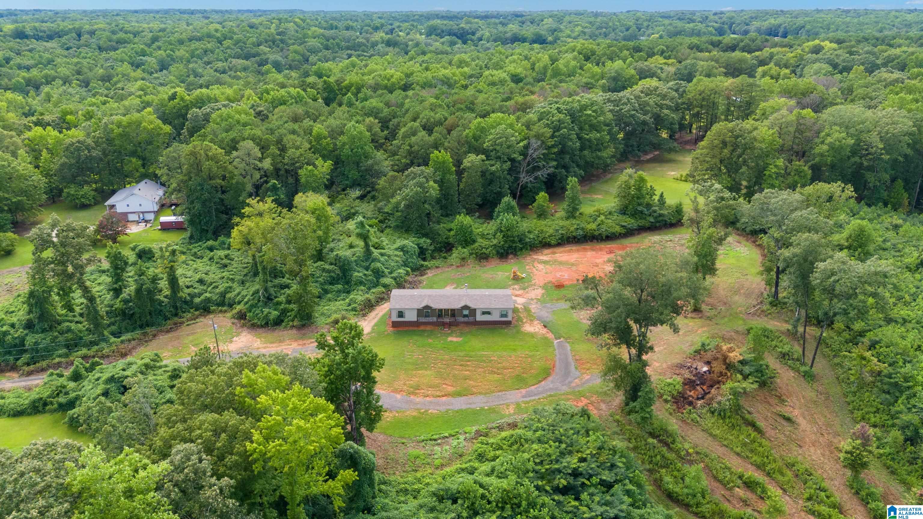 8437 Wade Road Warrior, AL 35180 - Photo 31 of 42