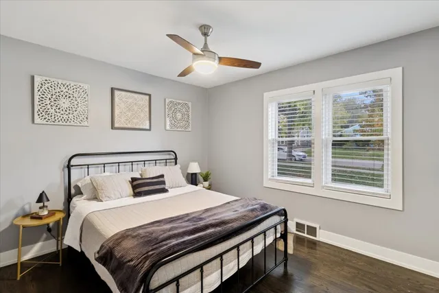 $515,000 | 223 West Glade Road, Palatine, IL 60067