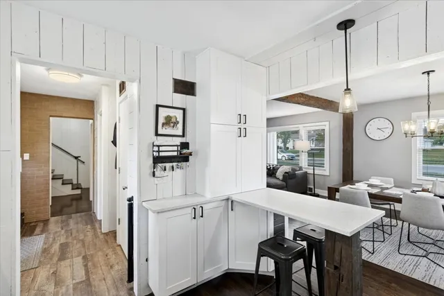 $515,000 | 223 West Glade Road, Palatine, IL 60067