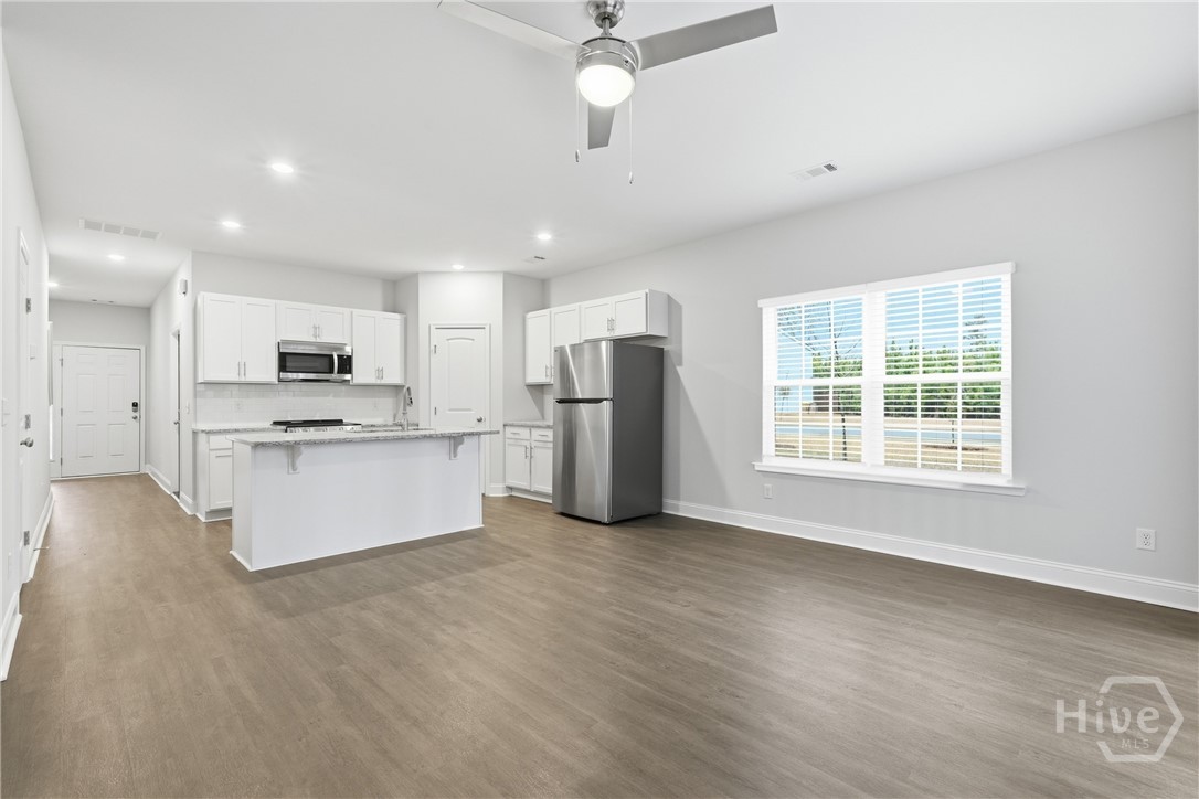 106 Hinesley Way Pooler, GA 31322 - Photo 12 of 23 Photo of same floorplan from different unit