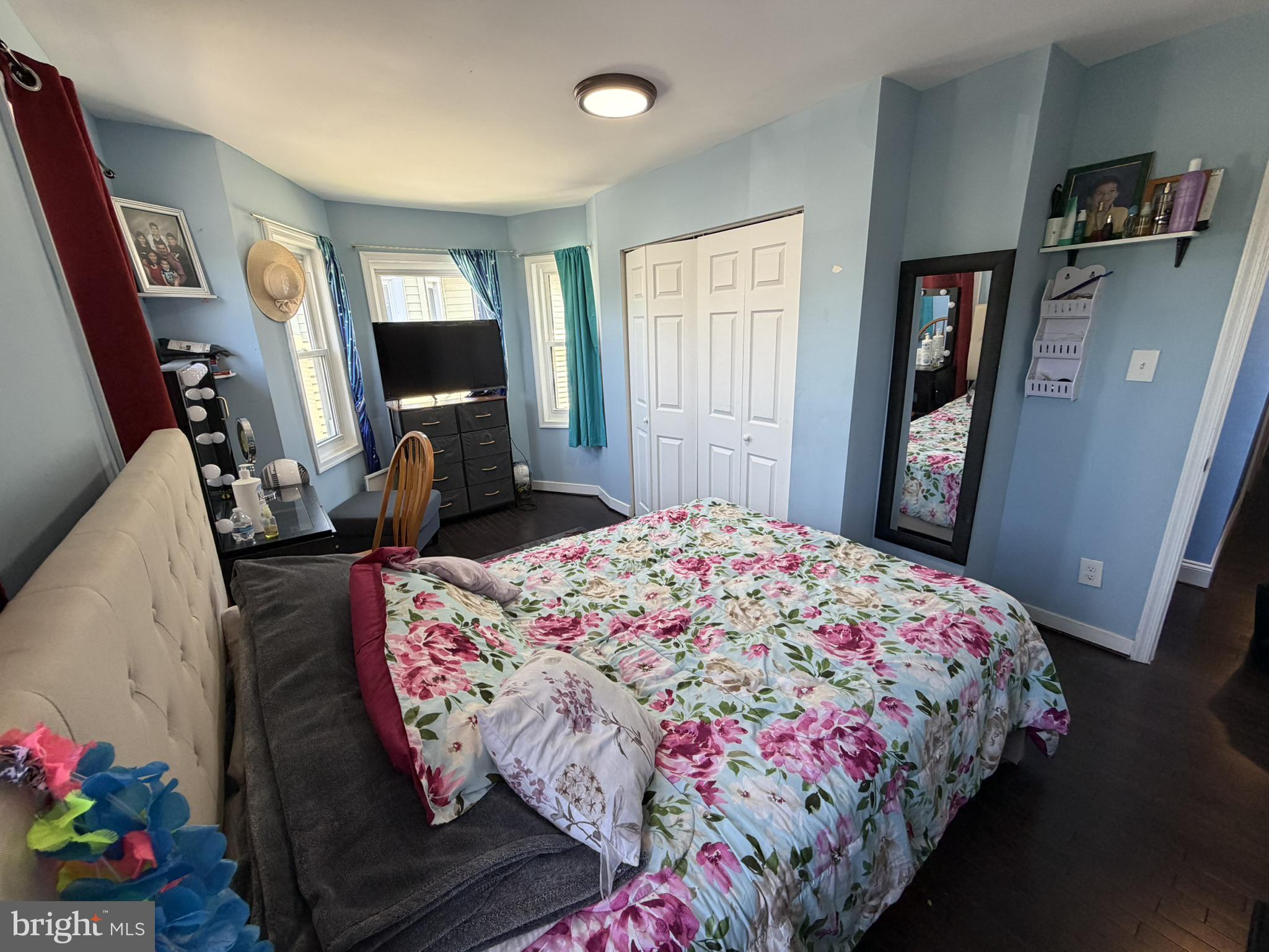 203 Sollers Point Road Dundalk, MD 21222 - Photo 9 of 16 Bright and inviting bedroom retreat.