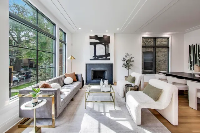 $2,599,000 | 3846 North Bell Avenue, Chicago, IL 60618