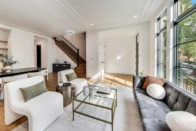 $2,599,000 | 3846 North Bell Avenue, Chicago, IL 60618