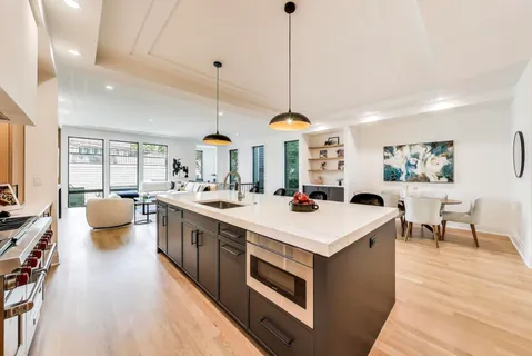 $2,599,000 | 3846 North Bell Avenue, Chicago, IL 60618