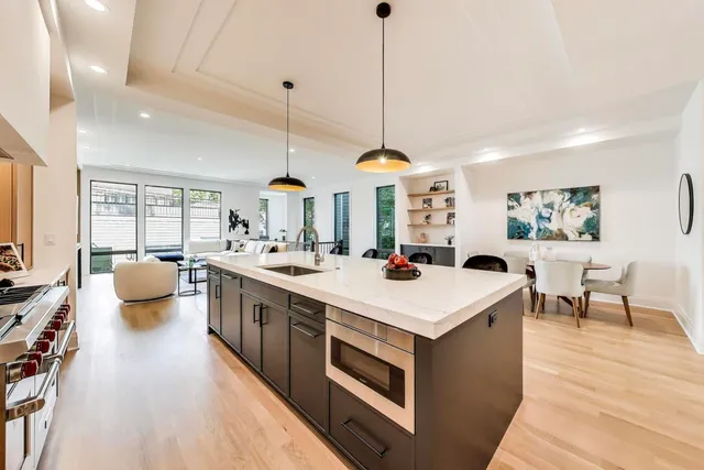 $2,599,000 | 3846 North Bell Avenue, Chicago, IL 60618
