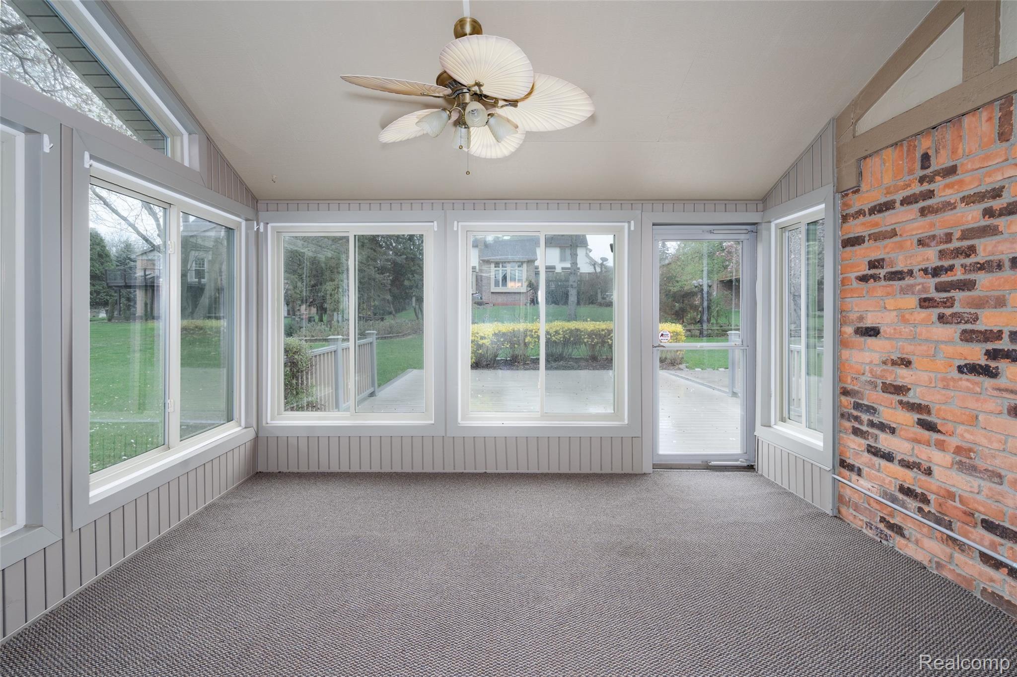 876 Snowmass Drive Rochester, MI 48309 - Photo 22 of 45 876 Snowmass Dr RHills INT-13.jpg